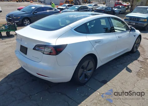 2020 Tesla Model 3 Long Range Dual Motor All-Wheel Drive z USA, uszkodzony, nr VIN 5YJ3E1EB4LF665861
